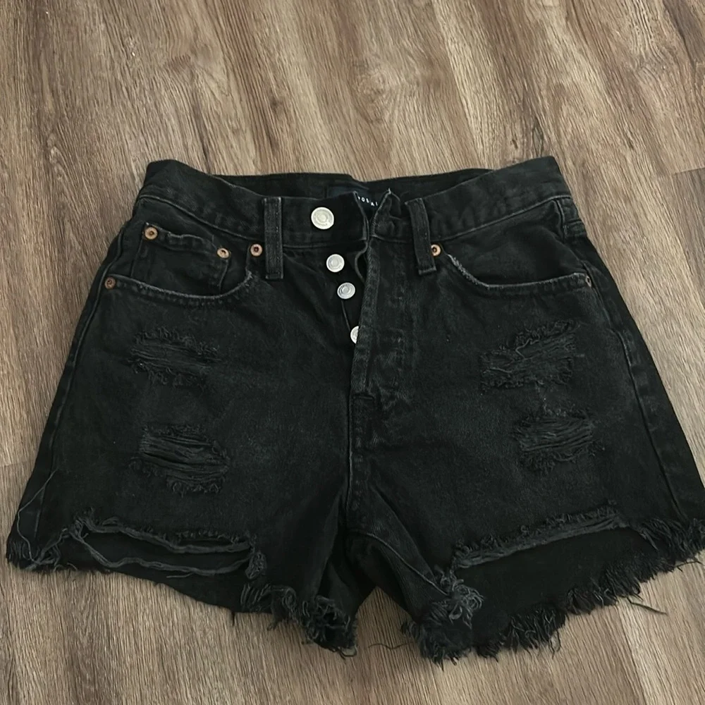 Aeropostale, 90’s High Rise Cut-Off Shorts - Picture 1 of 3